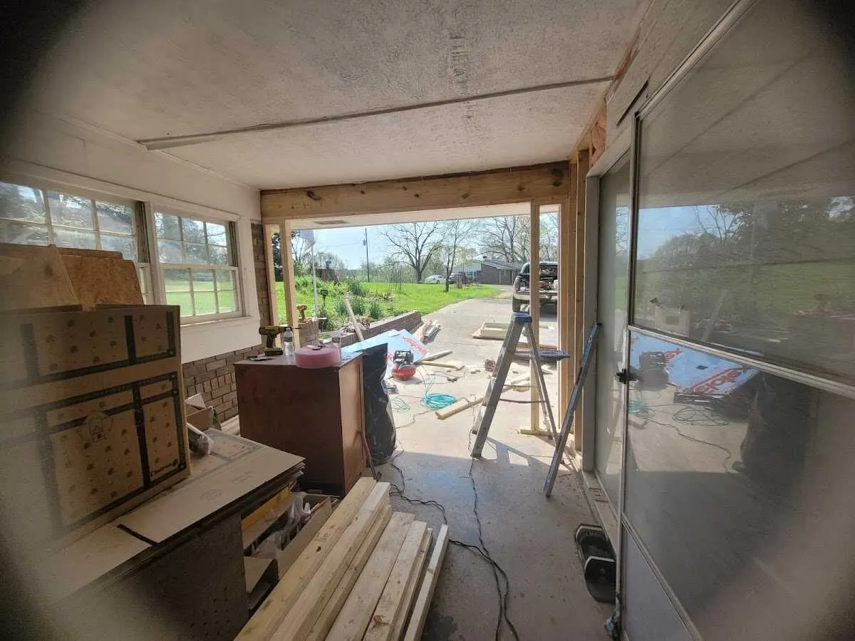 Air movers and dehumidifier for Drying & Dehumidification in Washington